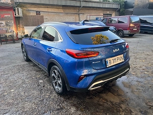 Urgent de vanzare KIA Xceed automata 7 rapoarte 12000 km din 2025 motor 1.5 103kw 140cp  - imagine 8