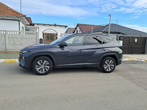 Vând Hyundai Tucson 1,6 T-GDI STYLE  - imagine 3