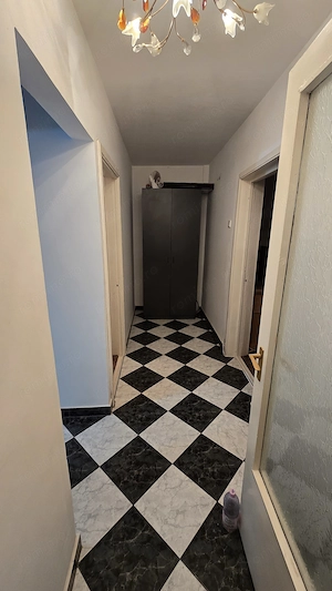 Apartament de 3 camere de vanzare pe Str. Garii in Slobozia - imagine 10