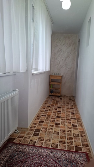 Ofer inchiriere apartament 2 camere zona Oituz . Recent renovat . - imagine 3