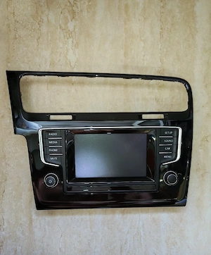 Vând navigație Volkswagen Golf VII  - imagine 4