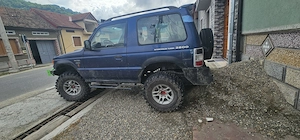 vand mitsubishi pajero mk2 - imagine 2