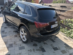 Audi Q5 2.0 TDI  Quattro 2009 | Manual | 223.000 km | Panoramic, Distronic, Keyless - imagine 3