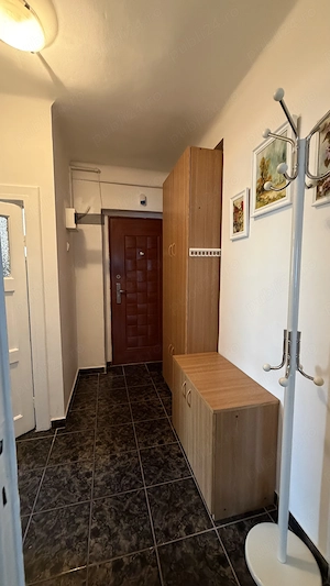 inchiriez apartament 2 camere - Central, Poșta Mare - Piața Victoriei, Ploiești 350   Compartimentar - imagine 2