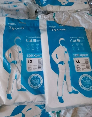 Combinezon Tyvek calitate superioara, protectie, vopsire, sablare, tinichigerie 
