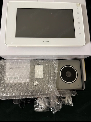Set videointerfon VIMAR cu monitor LCD 7 inch