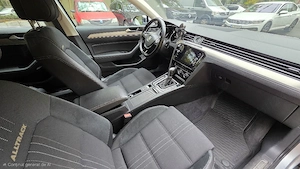 Volkswagen Passat Alltrack, 2019 4x4 190 cai Euro 6 - imagine 3