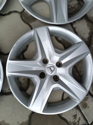capace jante structurate Dacia Logan R16