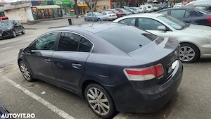 Toyota Avensis 2.2D4D Executive - imagine 7