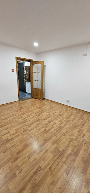  DE ÎNCHIRIAT   APARTAMENT 2 CAMERE, Piatra Neamț MĂRĂȚEI Se oferă spre închiriere pe termen lung - imagine 5