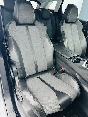 Peugeot 3008 - imagine 18