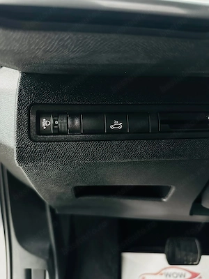Peugeot 3008 - imagine 14