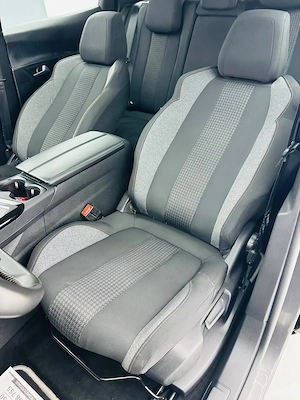 Peugeot 3008 - imagine 19