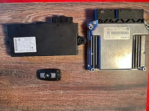 Kit pornire Bmw E90 E91 N47 2.0d ECU DDE CAS3 cheie 7823420