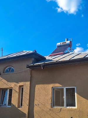 Vând proprietate cu 2 case, complet mobilate și utilate + terenuri și păduri - imagine 2