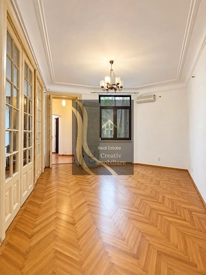 Apartament 3 camere cu arhitectură clasică tavane înalte - imagine 2