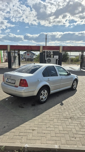 Vând Volkswagen bora 1.9 Automată  - imagine 5