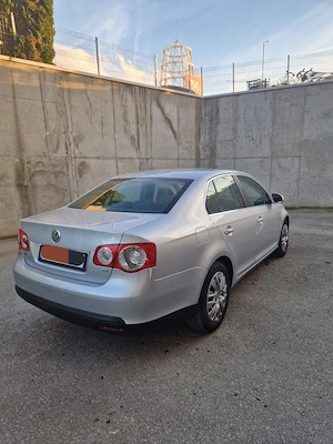 Vand Volkswagen jetta Comfortline 1.9 tdi - imagine 6