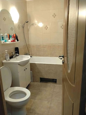 Proprietar dau în chirie apartament cu 3 camere decomand situat în Timișoara zona Soarelui str. Siri - imagine 4