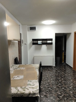 Proprietar vând apartament cu 3 camere decomand comfort 1imișoara zona Soarelui str. Întrarea Arenei - imagine 8