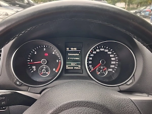 VW Golf 6 1.6 TDI Bluemotion - imagine 4