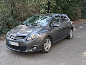 Toyota Auris 2012 ^ Navigatie ^ Stare foarte buna ^ Masina Fiabila ^ Pachet Sport - imagine 2