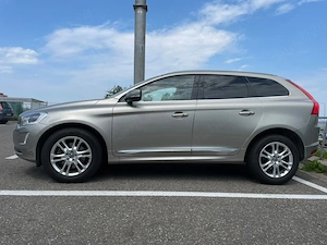 Vand Volvo XC 60 D4 Geartronic Summum - imagine 4