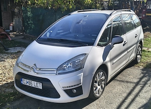 Vând sau schimb cu SUV