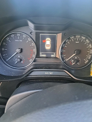 Skoda Octavia 1,6 TDI 2016 - imagine 6