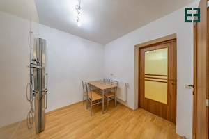De închiriat - Apartament la casă cu 2 camere zona UTA - Arad - imagine 8