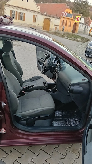Seat cordoba 14 16 v benzină  - imagine 7