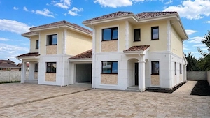 Duplex MODERN despartit prin garaj in Dumbravita direct proprietar - imagine 2