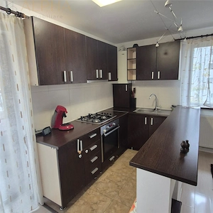 APARTAMENT CU 2 CAMERE DE INCHIRIAT – STR. TUDOR JARDA, BISTRITA, EXCLUSIVITATE - imagine 3