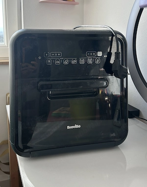 Air fryer Friteuza cu aer cald Breville (functional, dar necesita reparatii)
