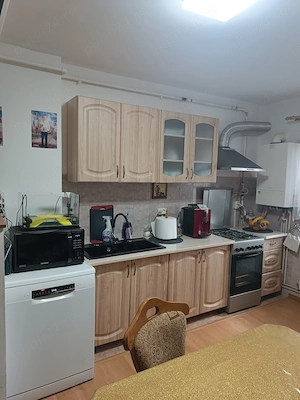 Vând sau schimb apartament cu casa plus diferenta - imagine 2