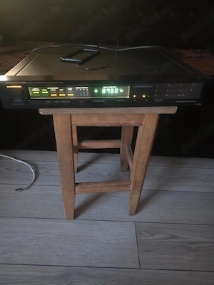 Tuner Onkyo Integra T-4450