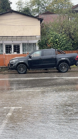 De vanzare toyota hilux 2023 - imagine 4