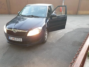 Skoda Fabia 1.2 HTP 2012 - imagine 4