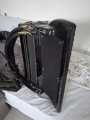 vind acordeon hohner morino 6 camera rezonanta - imagine 5