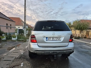 Vand Mercedes Ml 320 Cdi, EURO 4,Motor de 3000,An 2005, - imagine 2