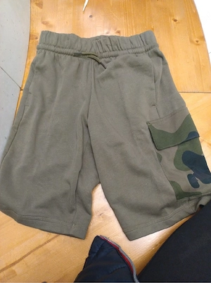 pantaloni scurti adidas