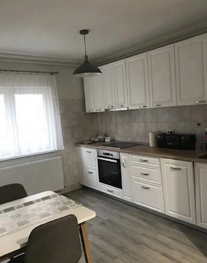   in Piatra Neamt ofer in CHIRIE un apartament utilat cu 2 camere - imagine 4