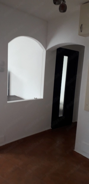 Închiriez apartament cu 2 camere decomandate, 2 balcoane, mobilat și utilat complet in Grigorescu - imagine 9