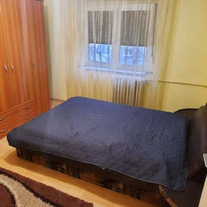 Închiriez apartament cu 2 camere bloc.PB et.2 complet utilat, în zona Rogerius. - imagine 2