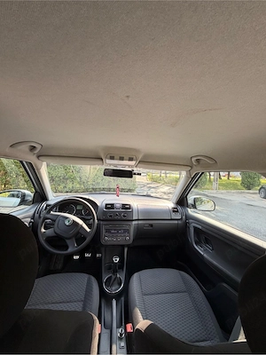Skoda fabia 2011 - imagine 9