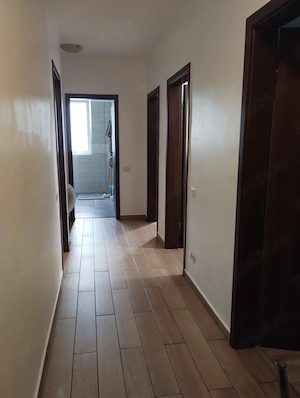 Apartament 2 camere sector 4 - imagine 3