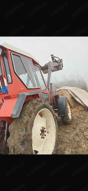 Vând tractor cu încărcător Fiat  - imagine 3