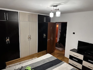 Închiriez apartament cu 3 camere zona PECO ! - imagine 5