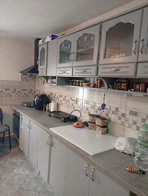 Casă solidă din cărămidă, acoperiș nou + Teren generos 2.550 mp   Micloșoara (Covasna) - imagine 4