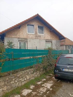 Casă solidă din cărămidă, acoperiș nou + Teren generos 2.550 mp   Micloșoara (Covasna) - imagine 10